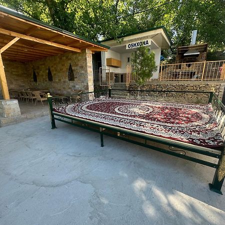 Hayat Guesthouse Nuratau Mountains Yukary-Ukhum Eksteriør billede