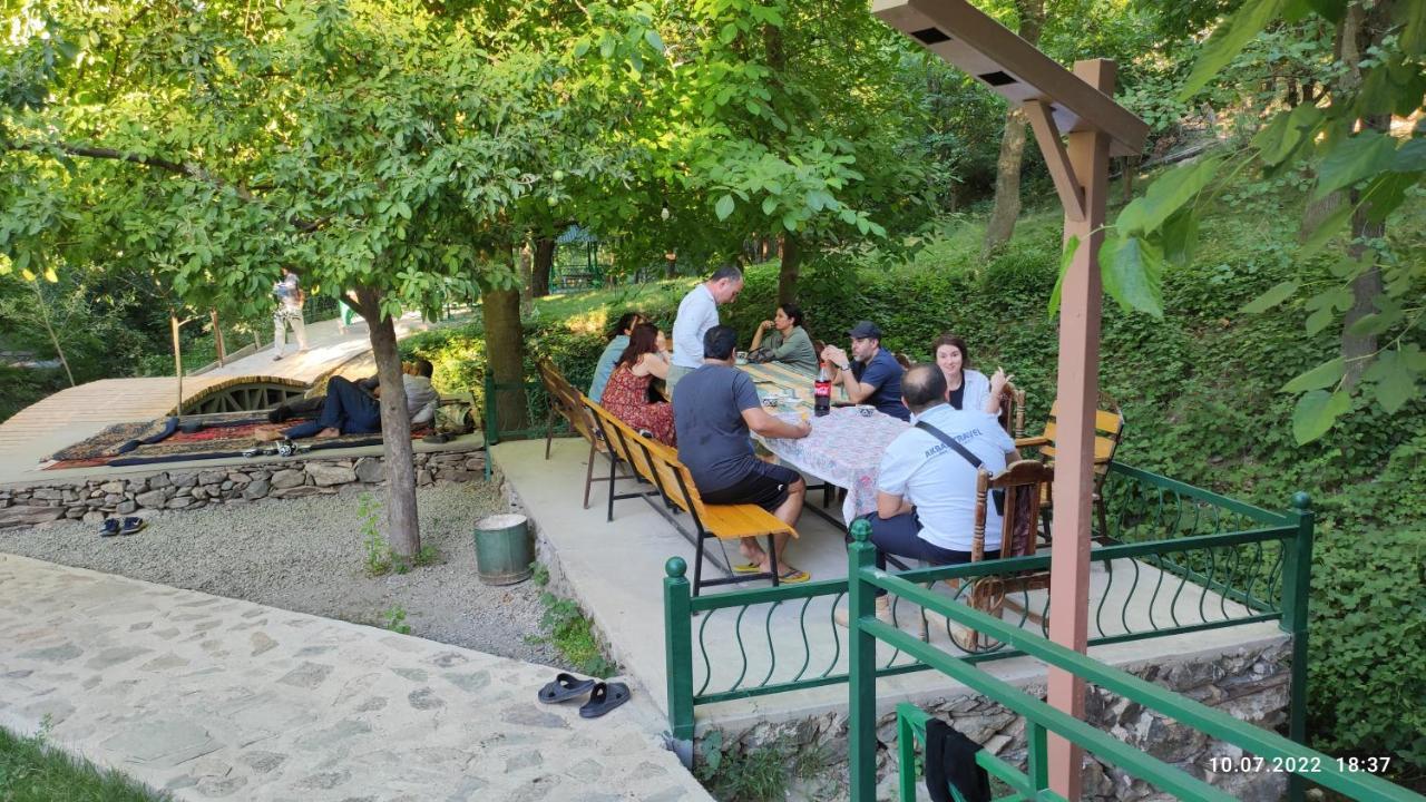 Hayat Guesthouse Nuratau Mountains Yukary-Ukhum Eksteriør billede